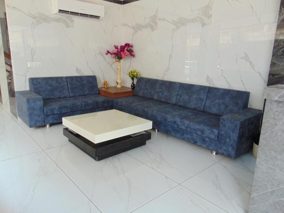 The Grand Vardhman Hotel Morbi 外观 照片