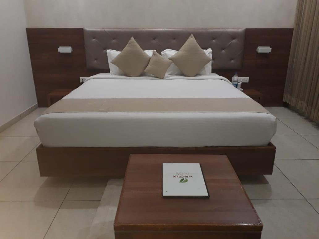 The Grand Vardhman Hotel Morbi 外观 照片