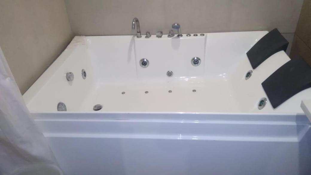 The Grand Vardhman Hotel Morbi 外观 照片