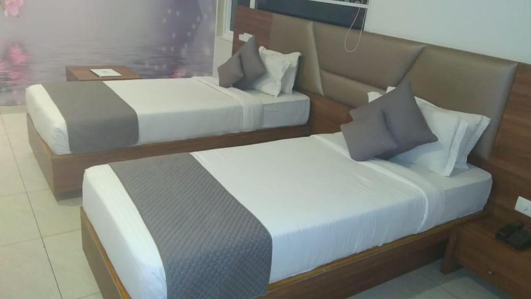 The Grand Vardhman Hotel Morbi 外观 照片